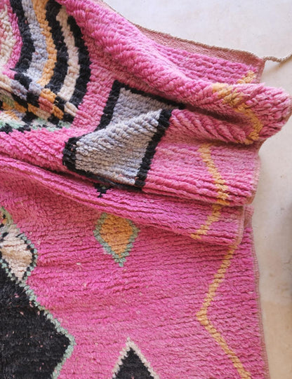 Boujad Moroccan Rug in Bold Pink with Geometric Tribal Motifs 9 x 5.5 ft / 274 x 170 cm - Surcoma
