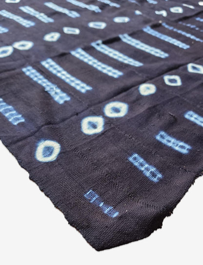 Indigo Mudcloth from Mali 4.1 x 3.9 ft / 152 x 115 cm