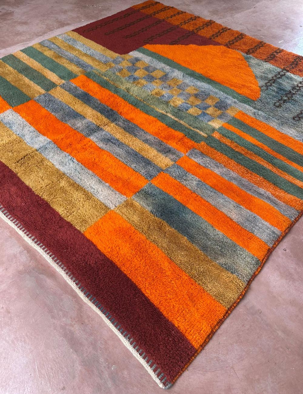 Luxury Beni MRirt Custom Rug - Echoes Of Love 13