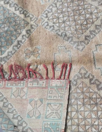 Mid Century Moroccan Rug 9.4 x 5.9 ft / 286 x 181 cm