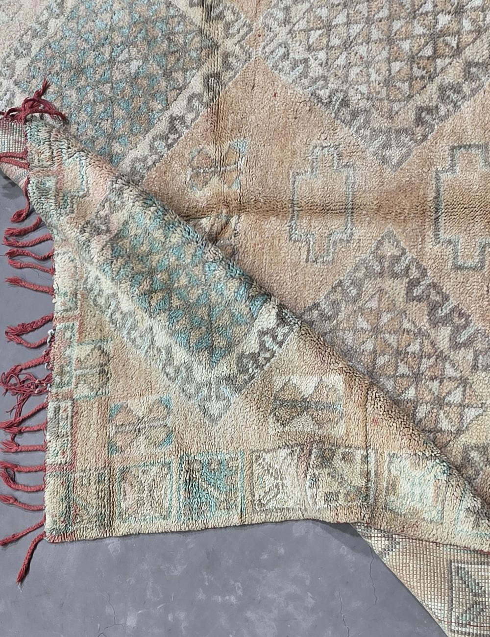 Mid Century Moroccan Rug 9.4 x 5.9 ft / 286 x 181 cm