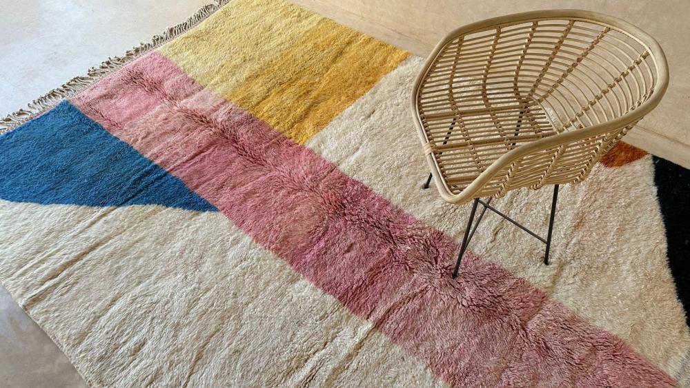 Modern Moroccan Beni Mrirt rug, 10.3 x 7 ft, handwoven wool with neutral geometric design

Modern Moroccan Beni Mrirt rug, 10.3 x 7 ft, handwoven wool with neutral geometric design