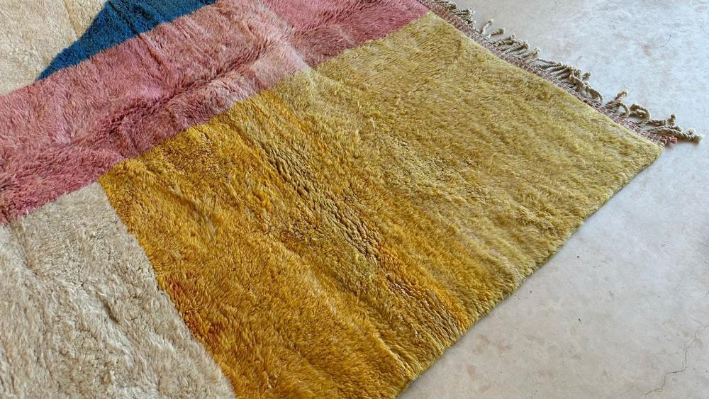 Modern Moroccan Beni Mrirt rug, 10.3 x 7 ft, handwoven wool with neutral geometric design