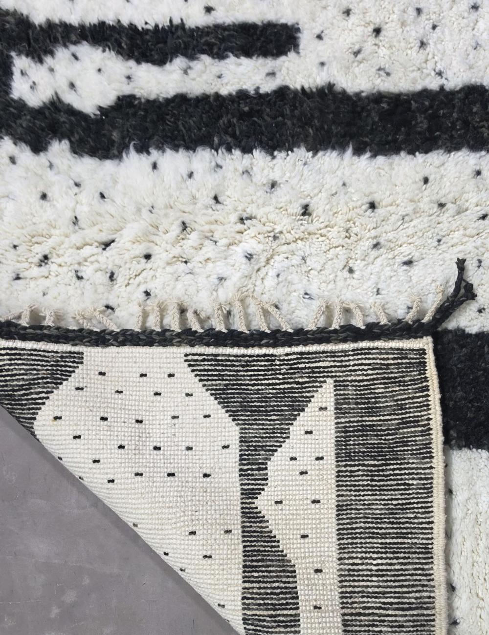 Black and Ivory Moroccan Rug 9.3 x 7.2 ft / 284 x 222 cm
