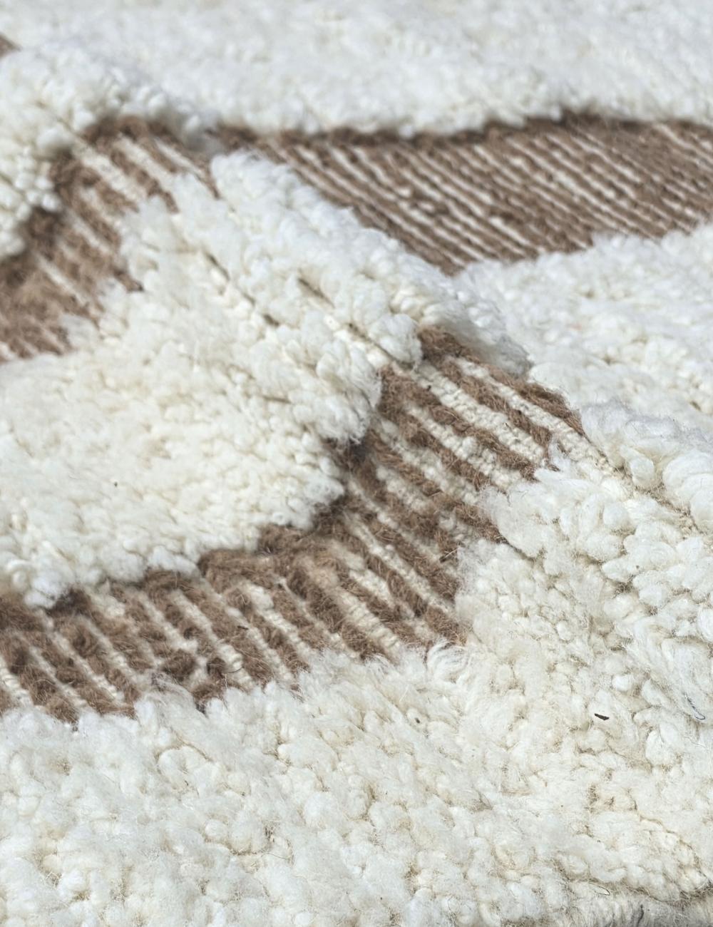 Moroccan Rug Handmade Berber Wool Carpet 8.1 x 5.7 ft / 246 x 176 cm