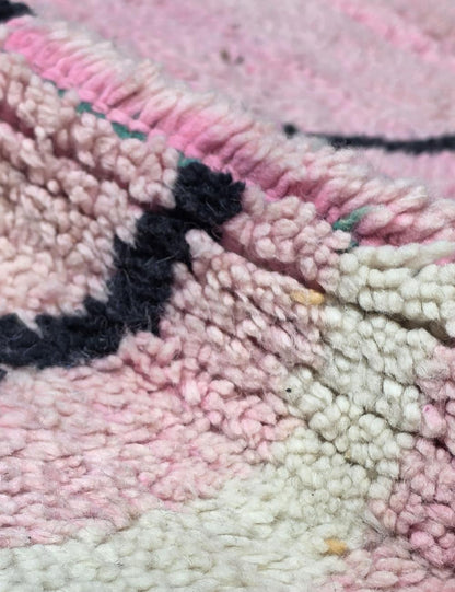 Pink Handwoven Berber Wool Rug 9.5 x 6.5 ft / 290 x 200 cm