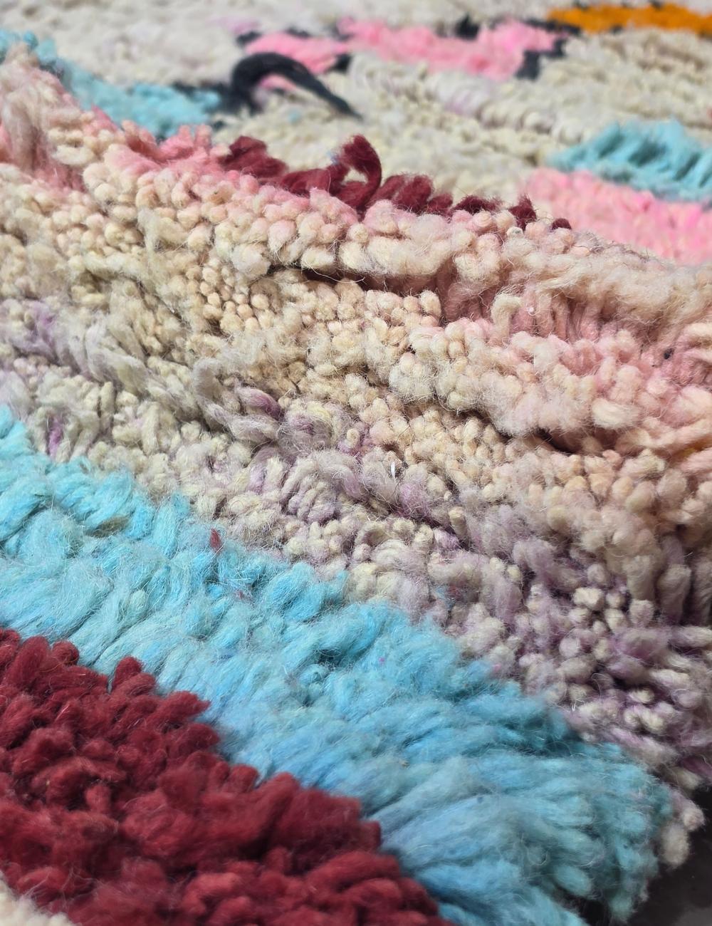 Handwoven Berber Boujad Rug 8.5 x 7 ft / 260 x 215 cm