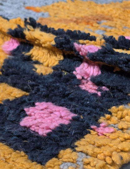 Handwoven Berber Wool Rug with Abstract Tribal Design 8.3 x 6.5 ft / 253 x 200 cm