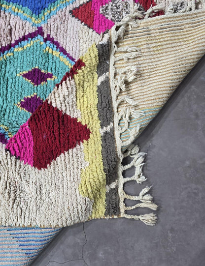 Handwoven Berber Wool Rug 9 x 6.8 ft / 274 x 210 cm