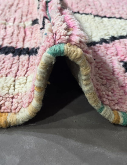 Pink Handwoven Berber Wool Rug 9.5 x 6.5 ft / 290 x 200 cm