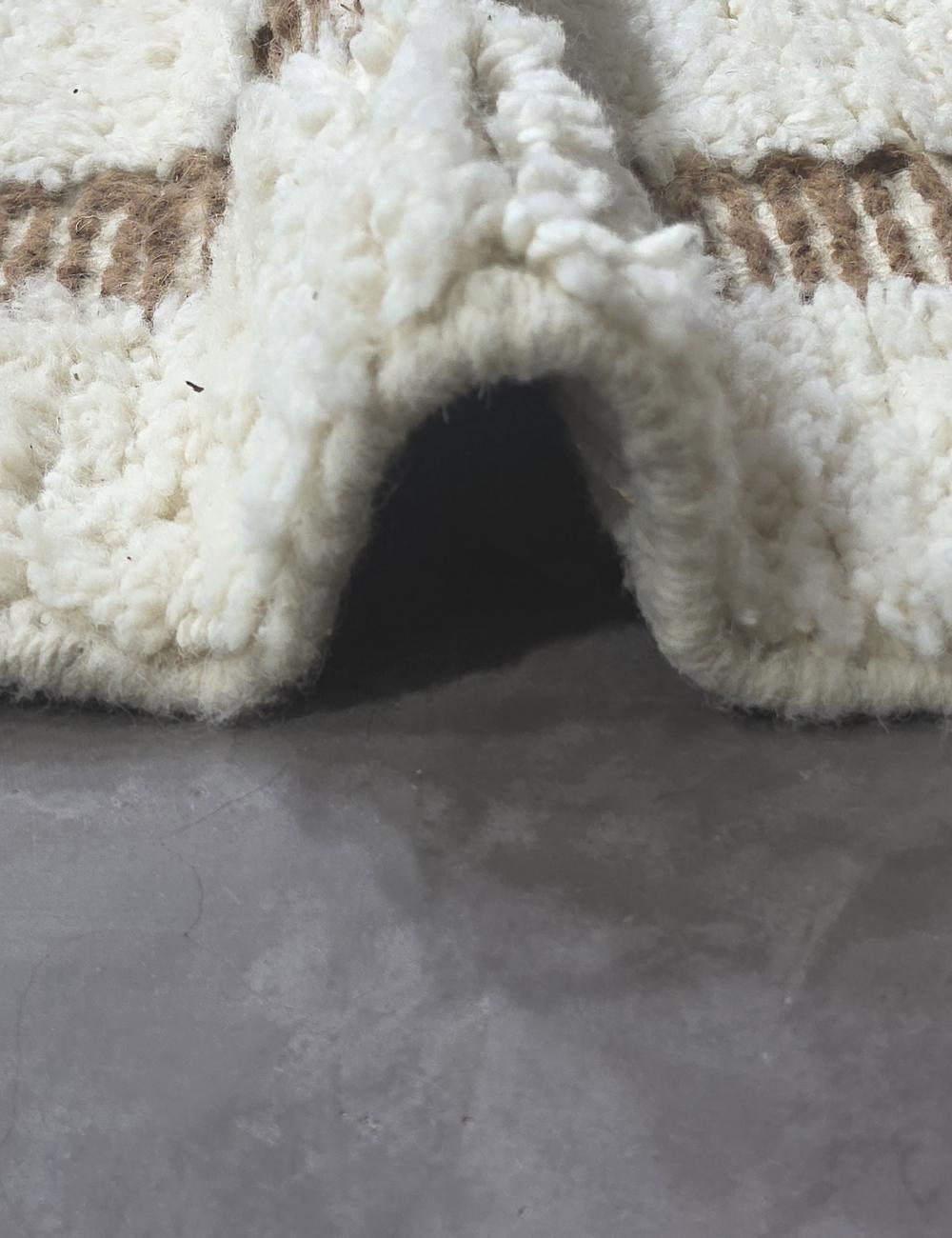Moroccan Rug Handmade Berber Wool Carpet 8.1 x 5.7 ft / 246 x 176 cm