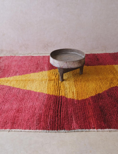 Modern Moroccan Area Rug 7.8 x 5.5 ft / 238 x 168 cm - Surcoma