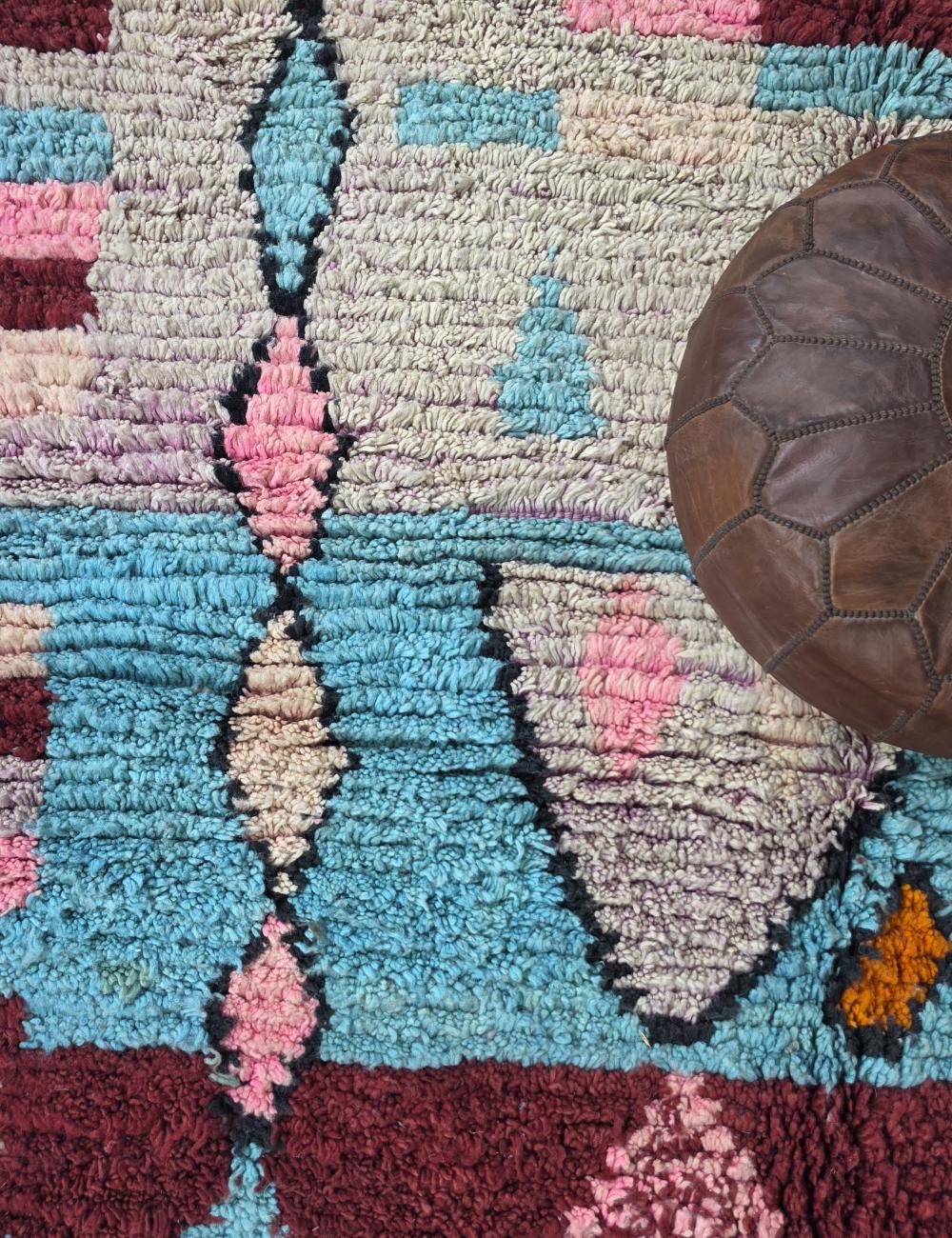Handwoven Berber Boujad Rug 8.5 x 7 ft / 260 x 215 cm