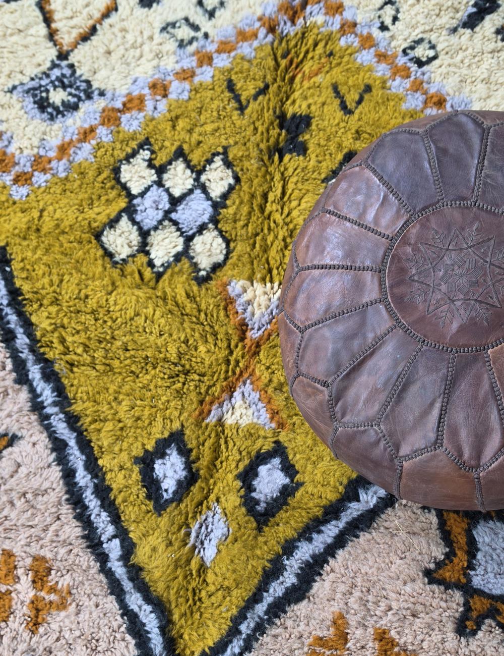 Tribal Moroccan Rug 9.9 x 8.3 ft / 303 x 253 cm