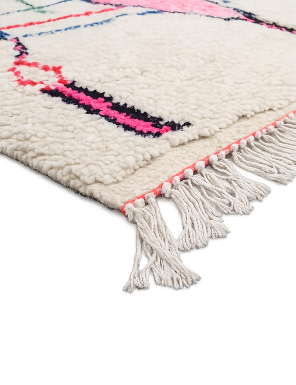 Modern Neon Azilal Rug 8.2 x 4.7 ft / 250 x 145 cm