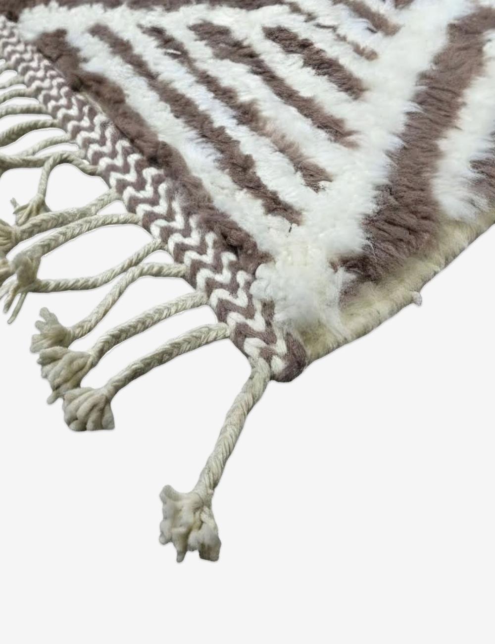 Contemporary Moroccan Rug 9.8 x 8 ft / 300 x 246 cm