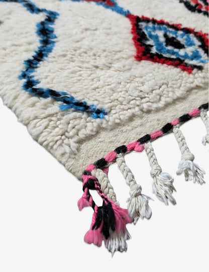 Moroccan Azilal Accent Rug 8.3 x 4.5 ft / 254 x 140 cm