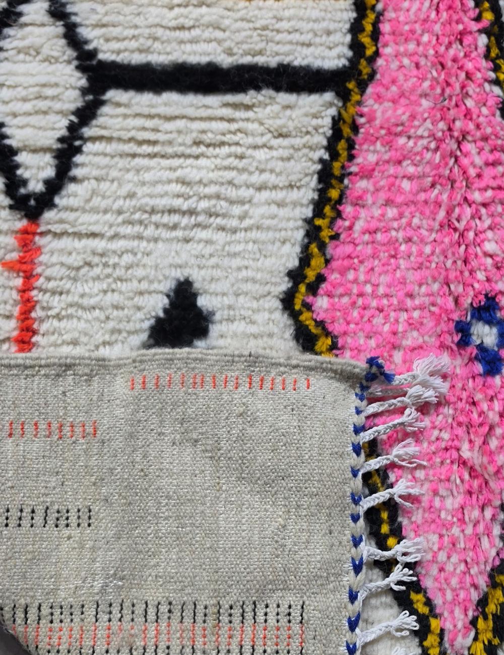 Moroccan Wool Neon Rug - 8.2 x 4.9 ft / 250 x 152 cm