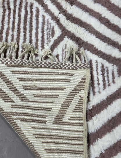 Contemporary Moroccan Rug 9.8 x 8 ft / 300 x 246 cm
