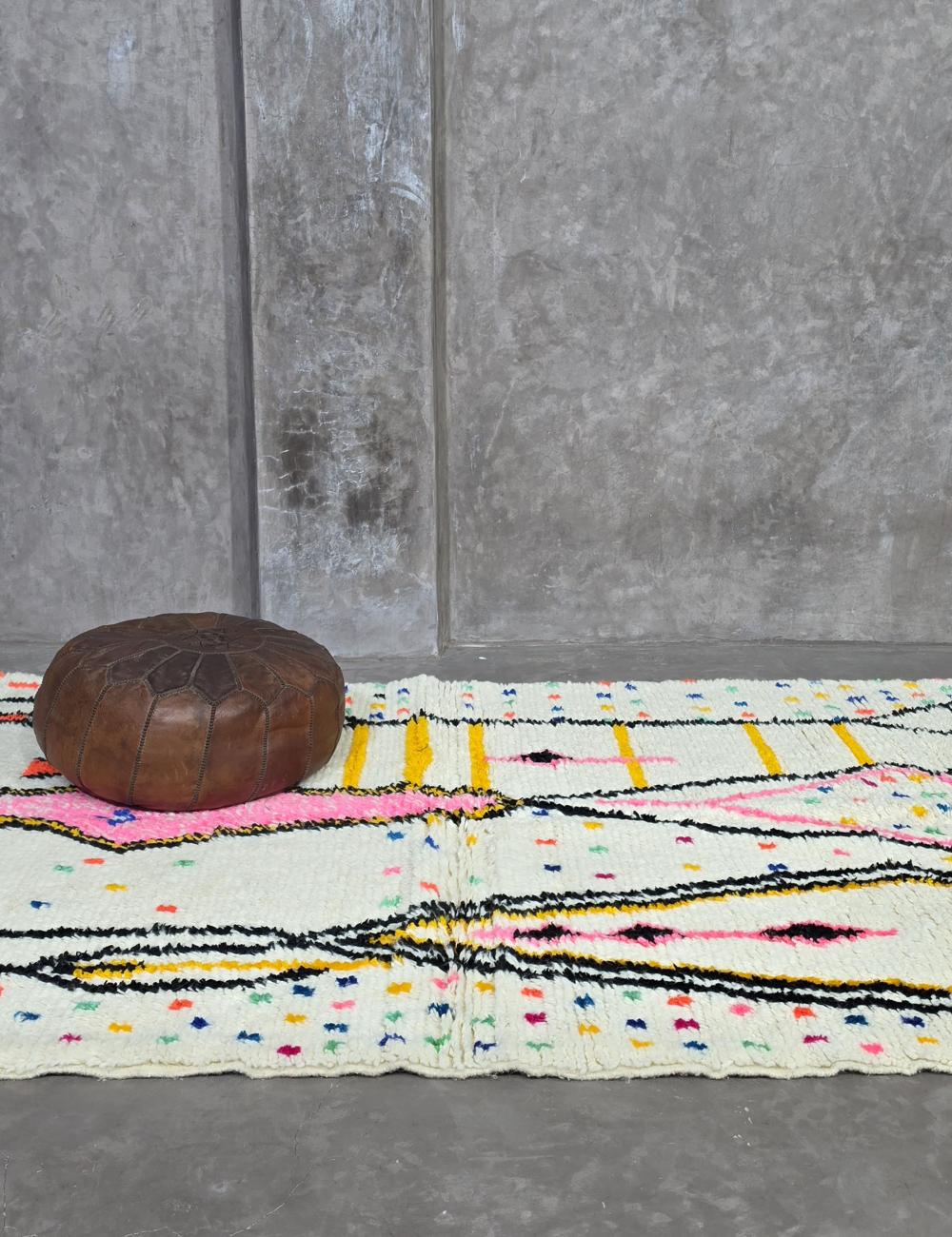 Moroccan Wool Neon Rug - 8.2 x 4.9 ft / 250 x 152 cm
