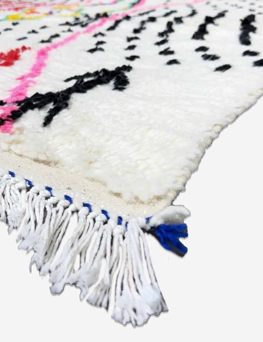 Handmade Berber Azilal Rug 9.8 x 6.2 ft / 300 x 190 cm