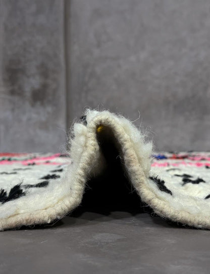 Handmade Berber Azilal Rug 9.8 x 6.2 ft / 300 x 190 cm