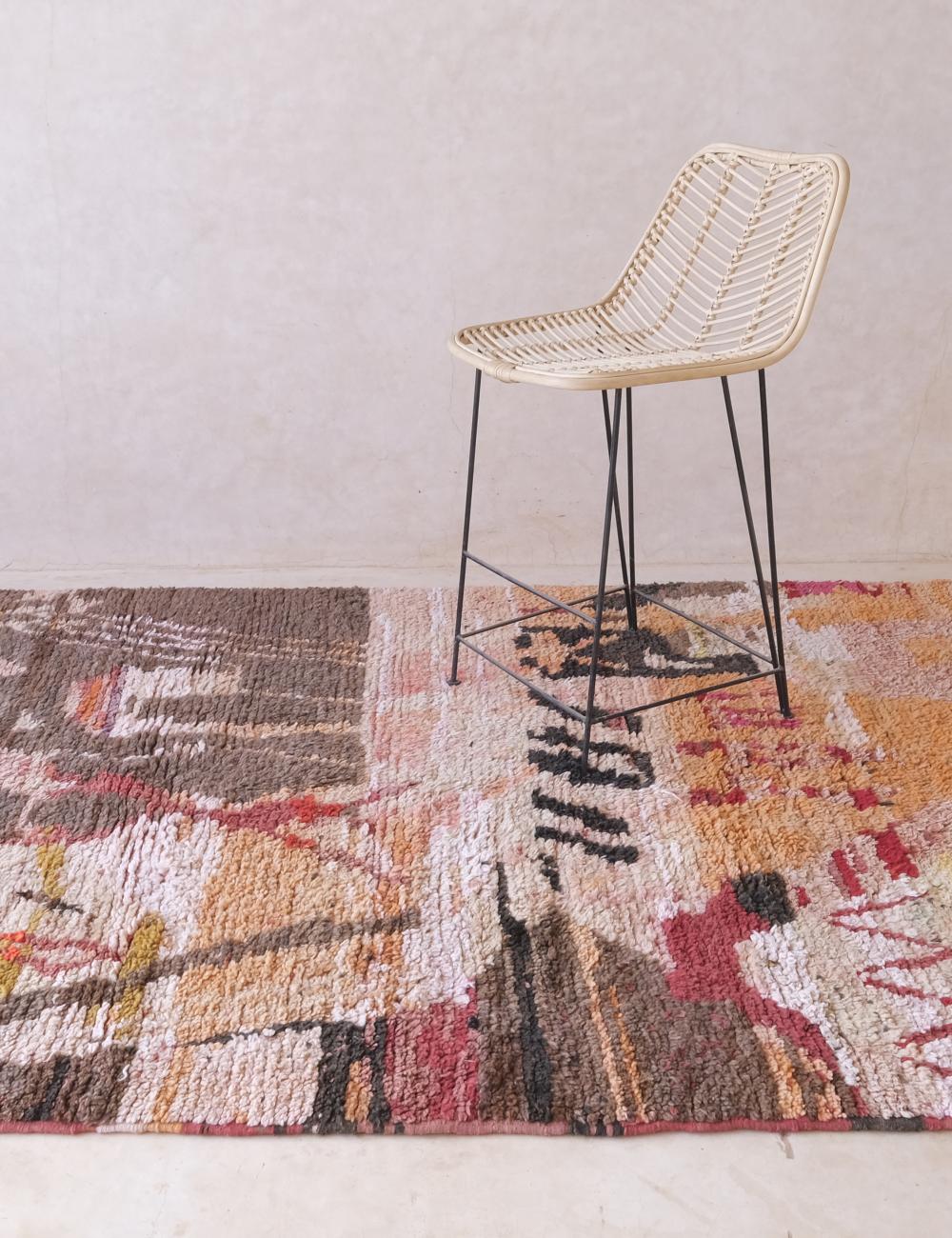Moroccan Abstract Boujad Rug - 8.6 x 5.3 ft / 262 x 164 cm