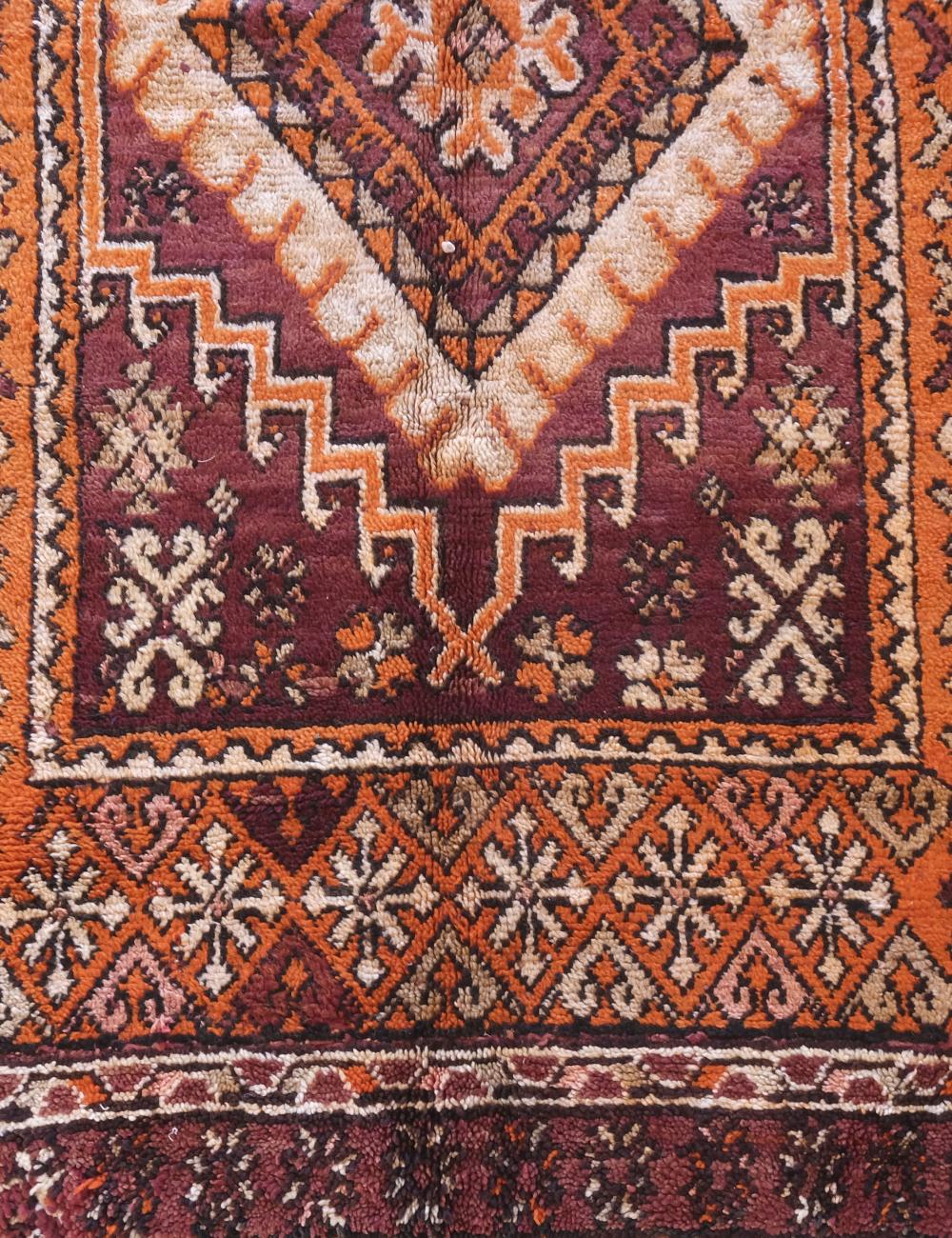 Moroccan Arabia Wool Rug 9.3 x 6.8 ft / 283 x 210 cm - Surcoma
