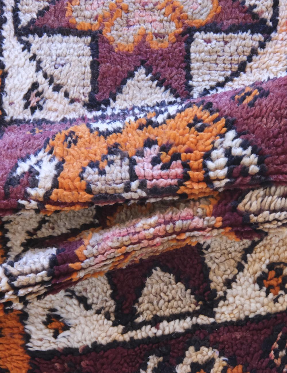 Moroccan Arabia Wool Rug 9.3 x 6.8 ft / 283 x 210 cm - Surcoma
