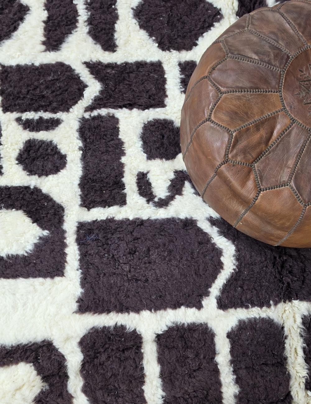 Moroccan Area Rug 9.2 x 6.4 ft / 280 x 195 cm