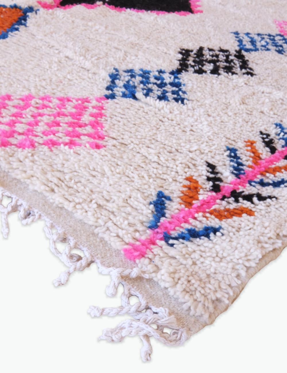 Moroccan Azilal Cream and Pink Rug 9.2 x 7 ft / 280 x 216 cm
