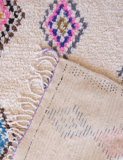 Moroccan Azilal Wool Rug 8.9 x 6.8 ft / 270 x 210 cm - Surcoma