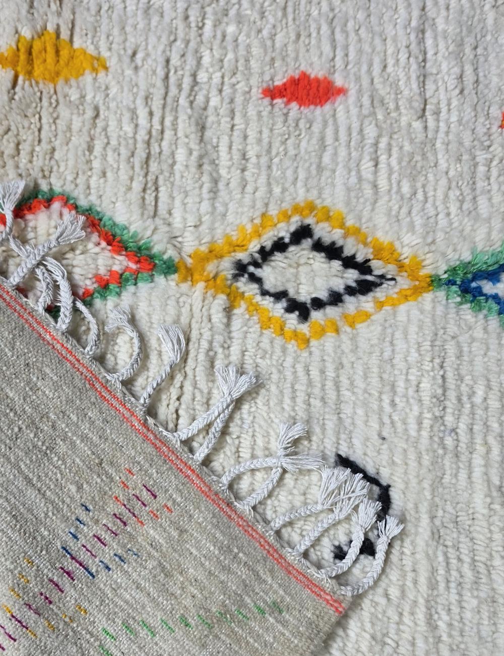 Moroccan Azilal Wool Rug 7.9 x 4.9 ft / 240 x 150 cm