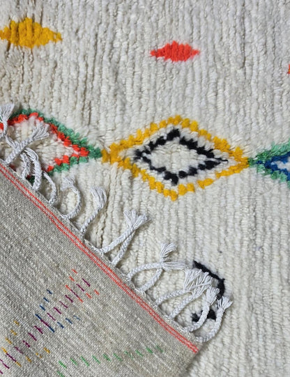 Moroccan Azilal Wool Rug 7.9 x 4.9 ft / 240 x 150 cm