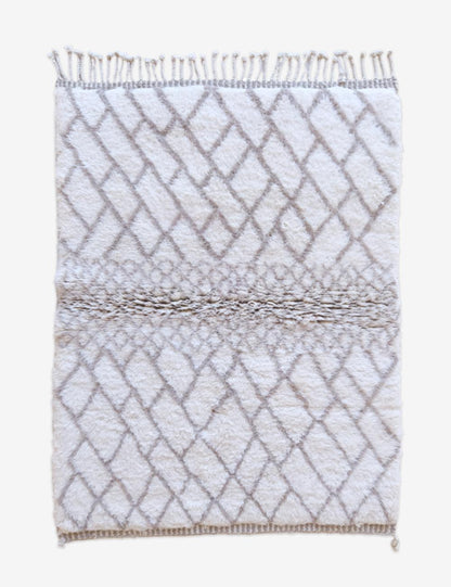 Beni Mrirt Moroccan Small Neutral Wool Rug 5.1 x 3.6 ft / 154 x 112 cm - Surcoma