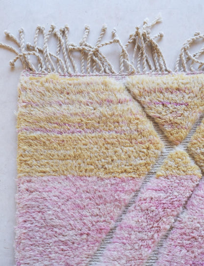 Beni Mrirt Moroccan Soft Pink Shag Wool Rug 5.1 x 3.7 ft / 155 x 114 cm - Surcoma