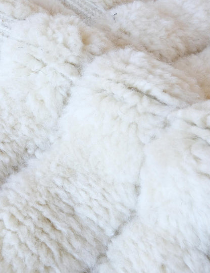 Beni Mrirt White Moroccan Wool Rug5.4 x 3.4 ft / 166 x 104 cm - Surcoma