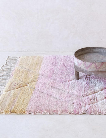 Beni Mrirt Moroccan Soft Pink Shag Wool Rug 5.1 x 3.7 ft / 155 x 114 cm - Surcoma