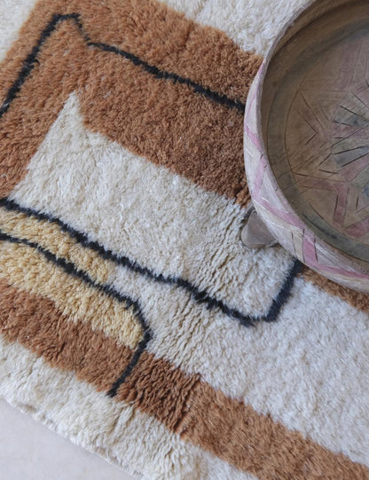 Beni Mrirt Moroccan Small Abstract Shag Rug 5.1 x 3.3 ft / 154 x 103 cm - Surcoma