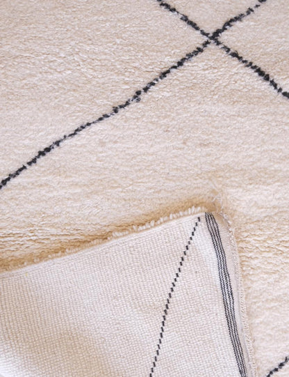 Custom White Diamond Moroccan Rug - Beni Ourain 12