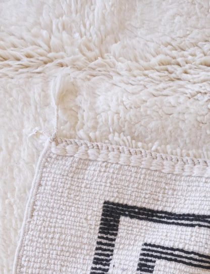 Beni Ourain Style Moroccan Rug - Forma 19