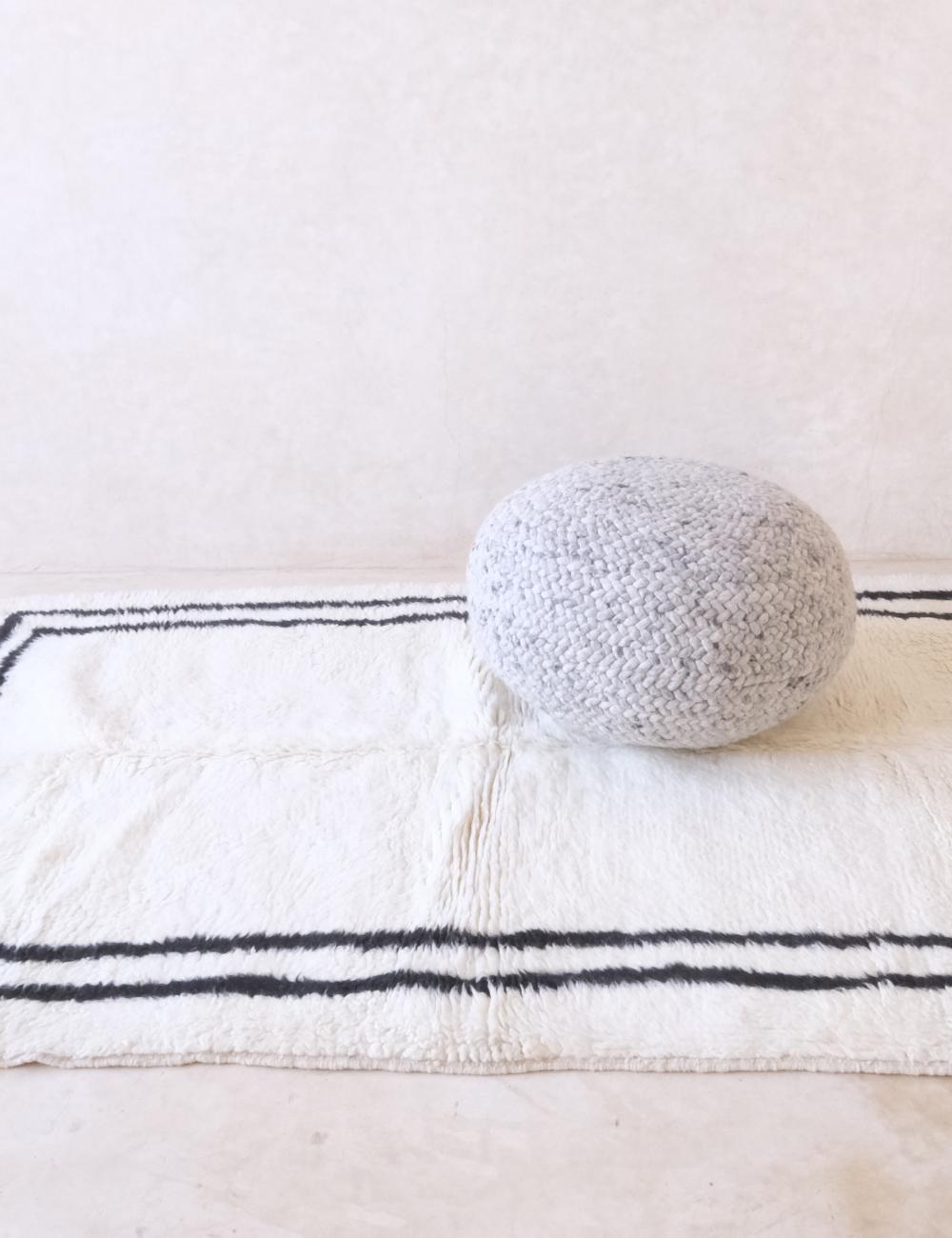 Beni Ourain Style Moroccan Rug - Forma 19