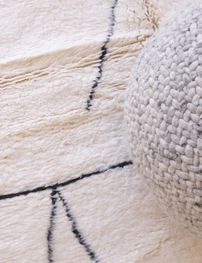 Beni Ourain Carpet 8.1 x 6.5 ft / 247 x 198 cm - Surcoma