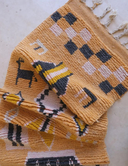 Moroccan Berber Runner Rug 12.5 x 2.4 ft / 382 x 74 cm - Surcoma