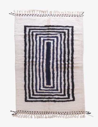 Moroccan Black and White Wool Rug 8.8 x 5.7 ft / 268 x 175 cm - Surcoma