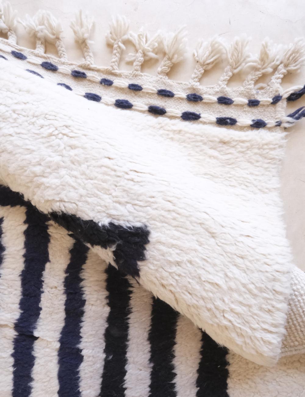 Black and White Custom Moroccan Rug - Forma 29