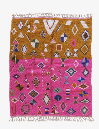 Playful Moroccan Wool Rug 8.1 x 5.9 ft / 246 x 181 cm - Surcoma