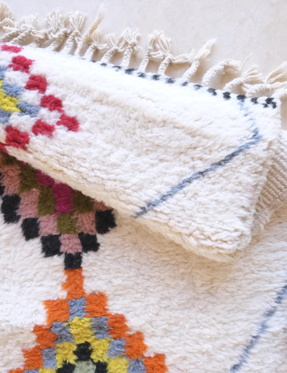 Colorful Berber Moroccan Rug - Echoes Of Love 23