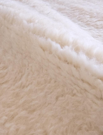 Custom Black and White Modern Moroccan Rug - Forma 69