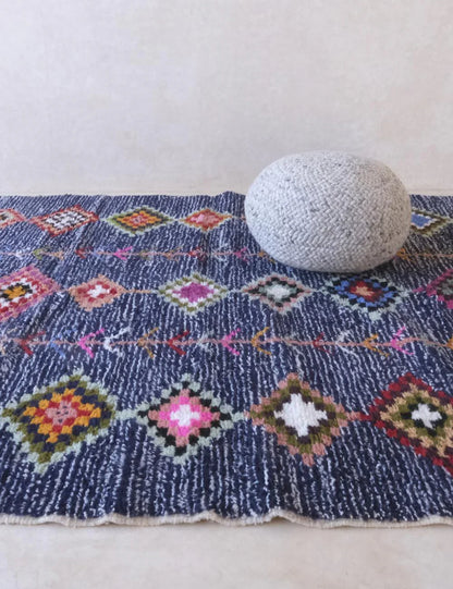Moroccan Berber Wool Rug 8.9 x 7.4 ft / 270 x 227 cm - Surcoma